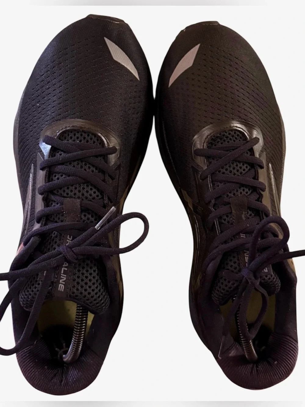 Brooks Adrenaline GTS 20 Men’s Running Shoes Black Wide 2E Size 11 Athletic EUC